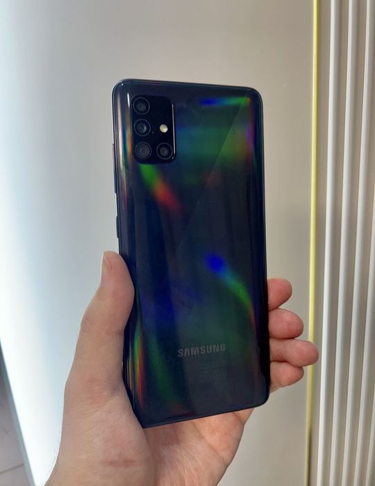 Продам Samsung Galaxy A51 128gb 2sim в идеале