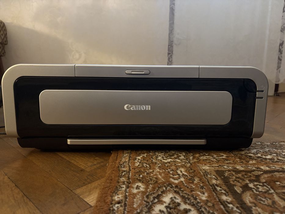 Принтери, скенер Канон.