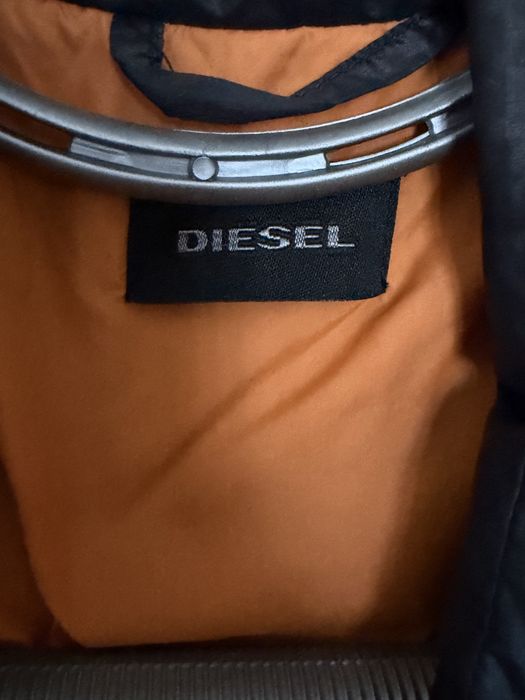 Oferta! Vând 2 veste, mărimea M – Scotch & Soda & Diesel