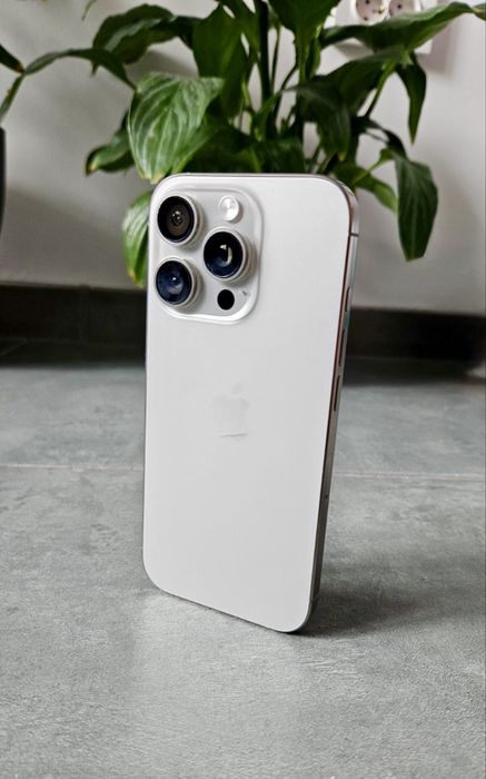 iPhone 16 Pro, Natural Titanium, 128GB