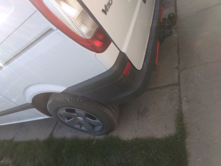 Bara spate și cârlig Mercedes vito(viano)
