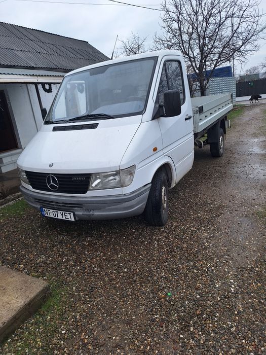 Mercedes sprinter