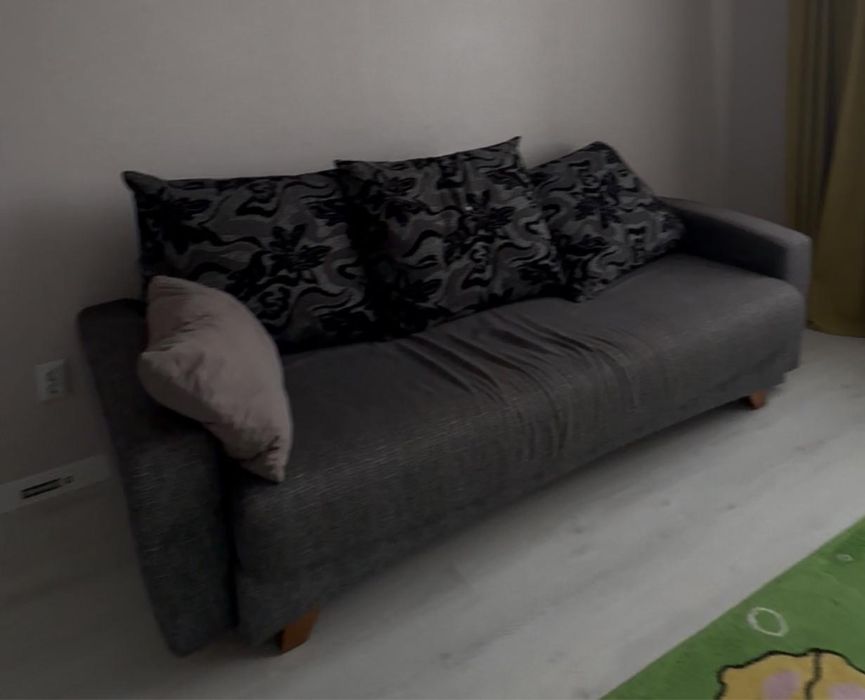 Диван отдам б/у самовывоз