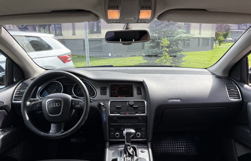 Audi Q7 3.0 D 245 CP Automat