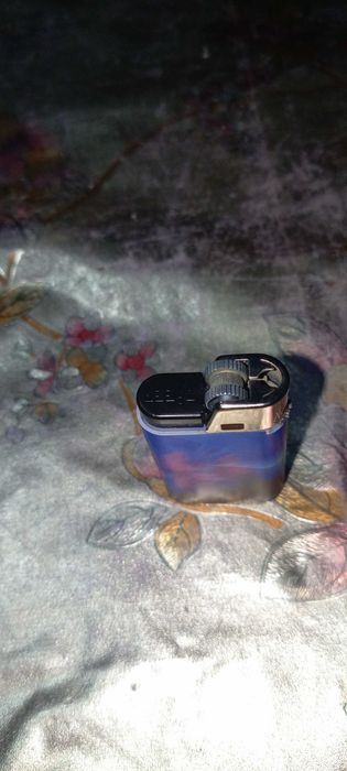 Fransiya ishlab chiqarilgan zajigalka