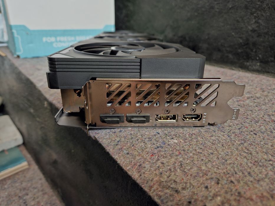 GeForce RTX™ 4080 Super Windforce V2 16G Gigabyte