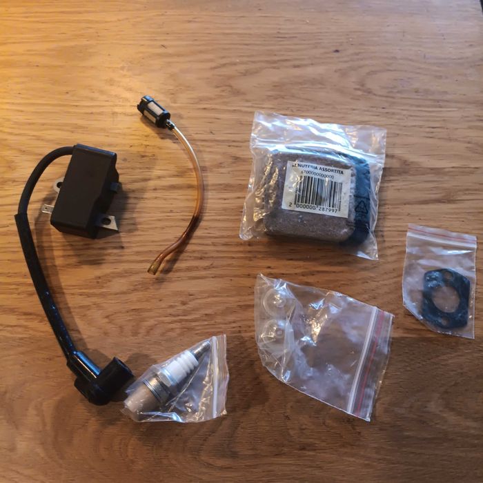 НОВ! Карбуратор + Бобина комплект за Stihl FS75 / FS80 / FS85