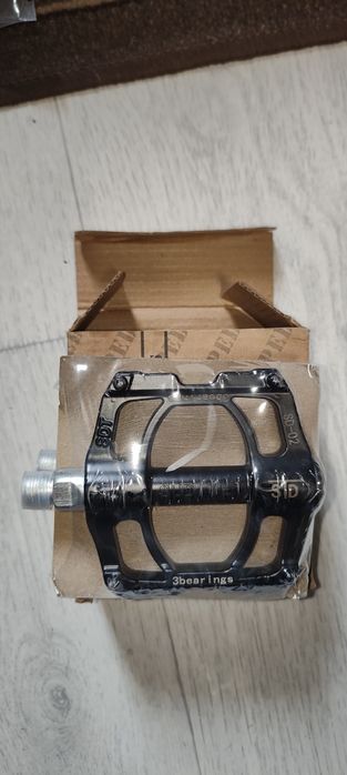 Педали для велосипеда