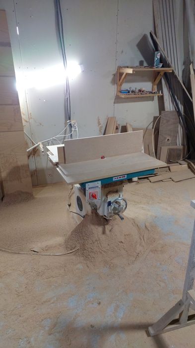 Продаю оборудование для производства мебели