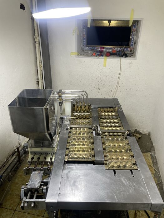 Tayyor. Keks. Aparat.