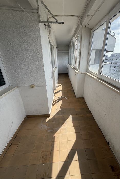 Inchiriere apartament 3 camere VICTORIEI