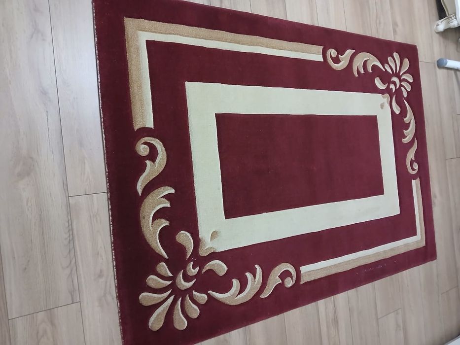 Продам два ковра