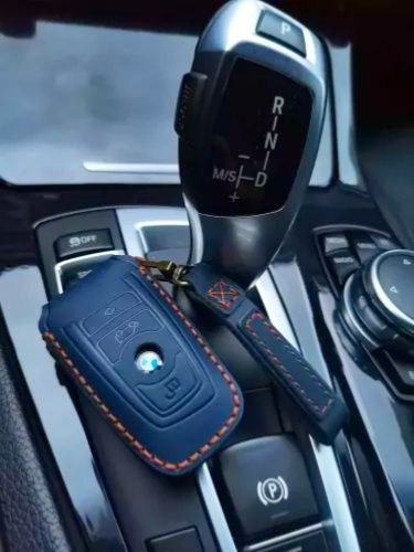 Кожен калъф за ключ BMW
E93 M2 M3 F10 F20 F25 F30 F31 F34 X3 X4 E90