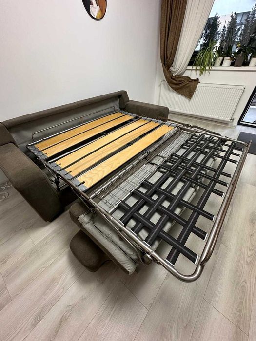 Vând canapea extensibilă