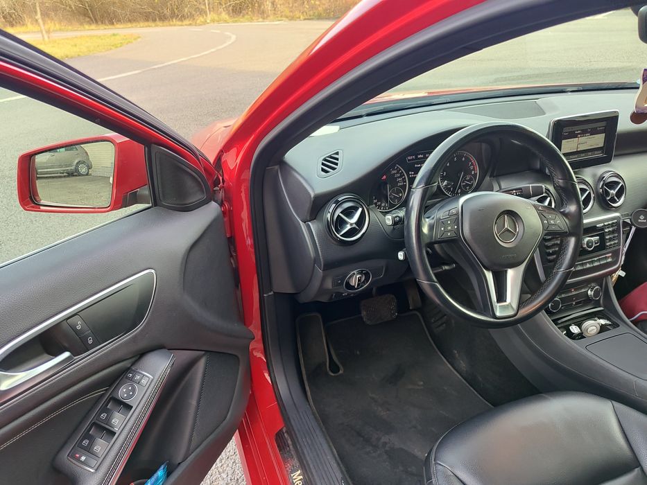 Vând Mercedes A Class 1,6 benzină automat