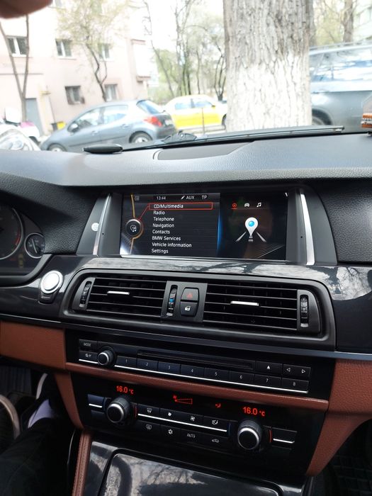 Navigatie Android Carplay BMW F10 seria 5 Waze YouTube