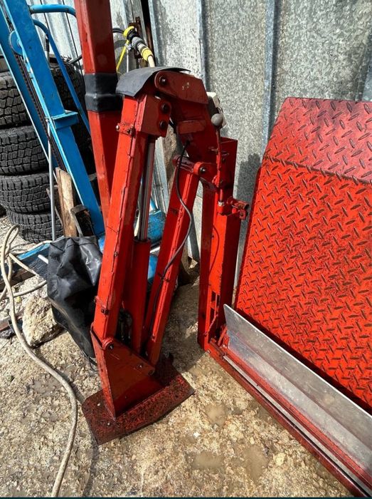 Падащ борд за бус 12 волта хидравлична помпа