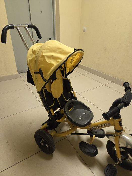 детский тДесткий трехколесный велосипед Lexus Trike