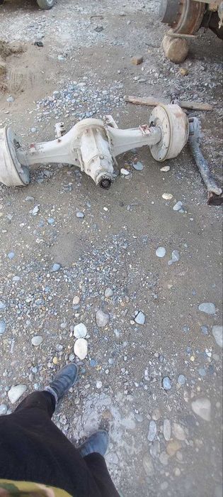 Zil uchun zadni mos sotiladi xolati zur