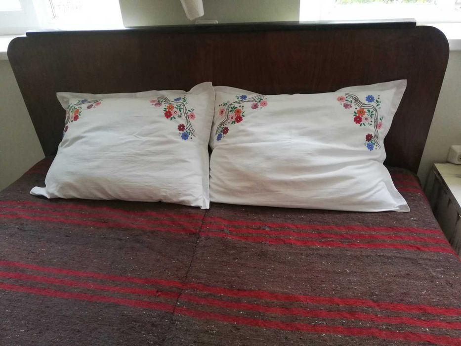 Покривка за спалня ръчно тъкана, вълнена, РЕТРО