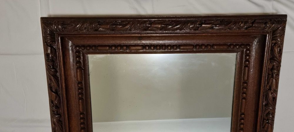 Icoana Veche Pictata pe Lemn si Rama Sculptata de Oglinda