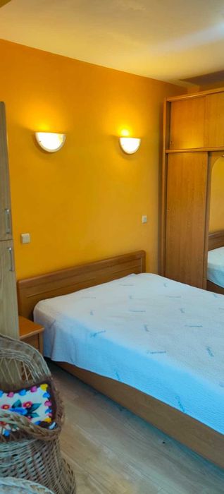 Apartament cu 3 camere în zona Piața Victoriei, Basarab
