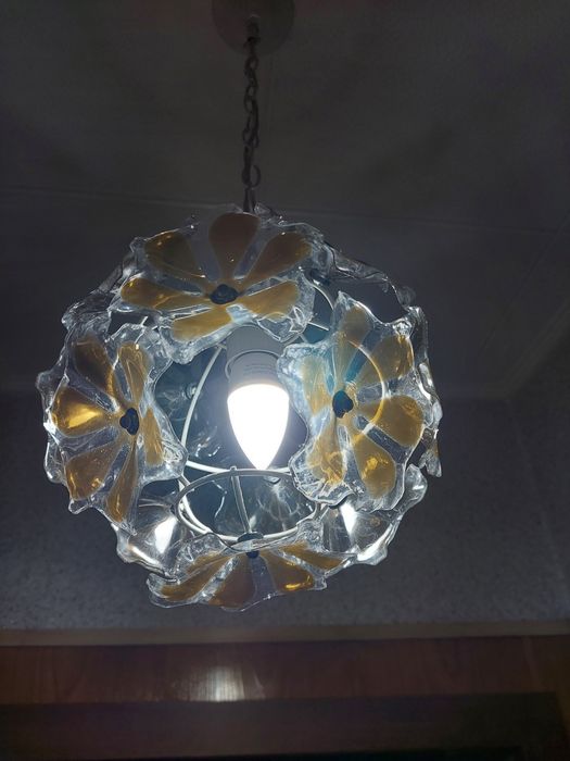 2 броя абажури висящи