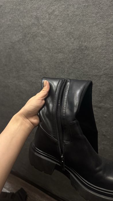 Продам обувь 3 пары