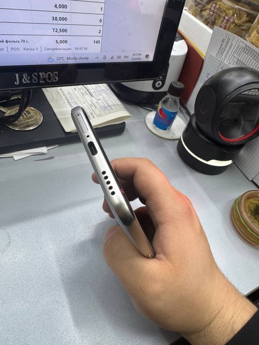 IDEAL Honor 400 pro 12/512 gb!