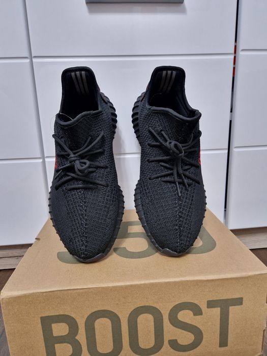 Yeezy Boost 350 V2