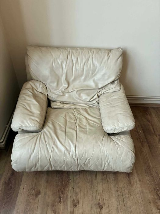 Canapea si fotolii din piele natural