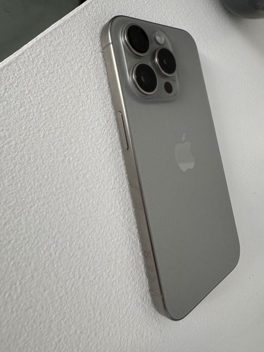 Iphone 15 pro la cutie