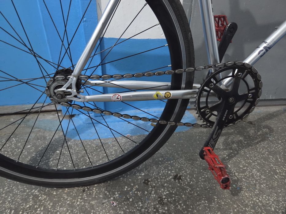 Продам велосипед фикс/синглспид торг возможен