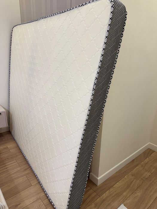 Матрас для кровати