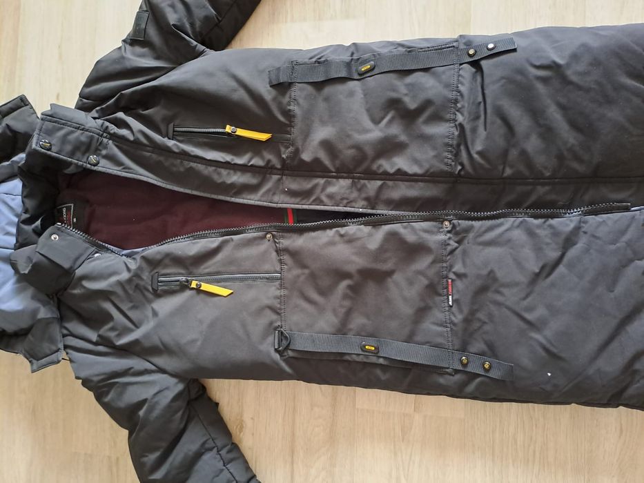 Продам куртку подросткрвую