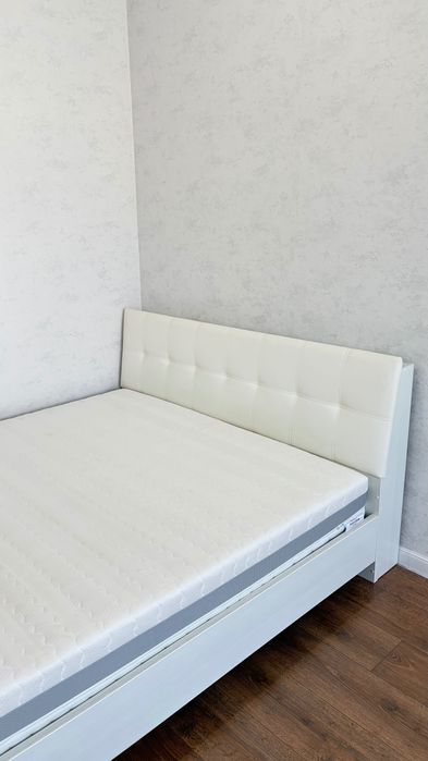 Продам кровать б/у