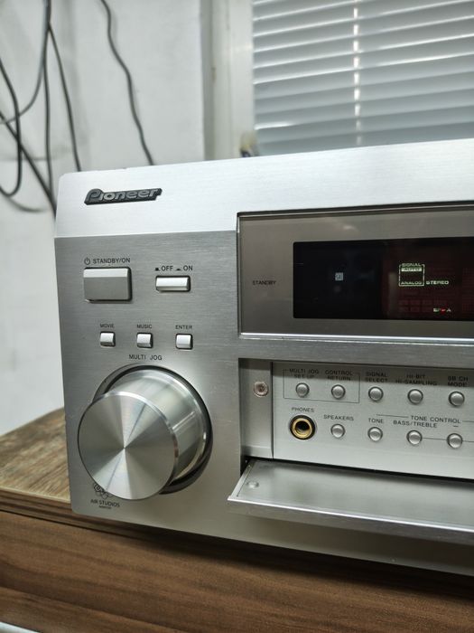 Ресивър Pioneer 7.1  vsx-d 2011