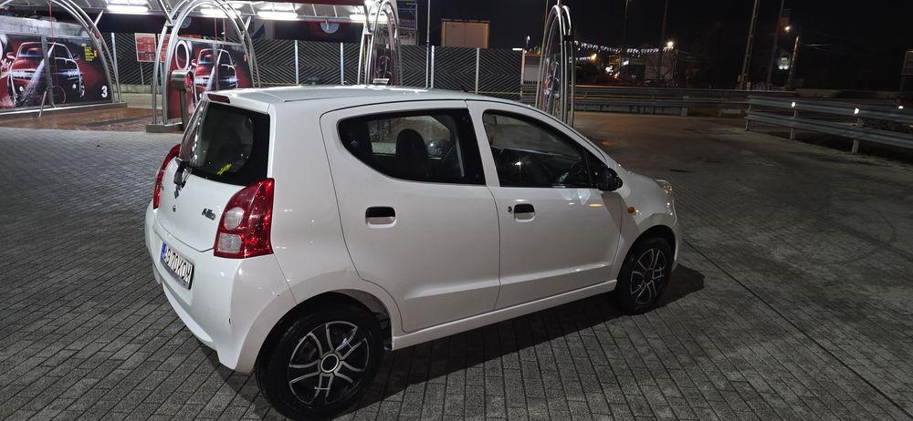 Suzuki Alto benzină 2013