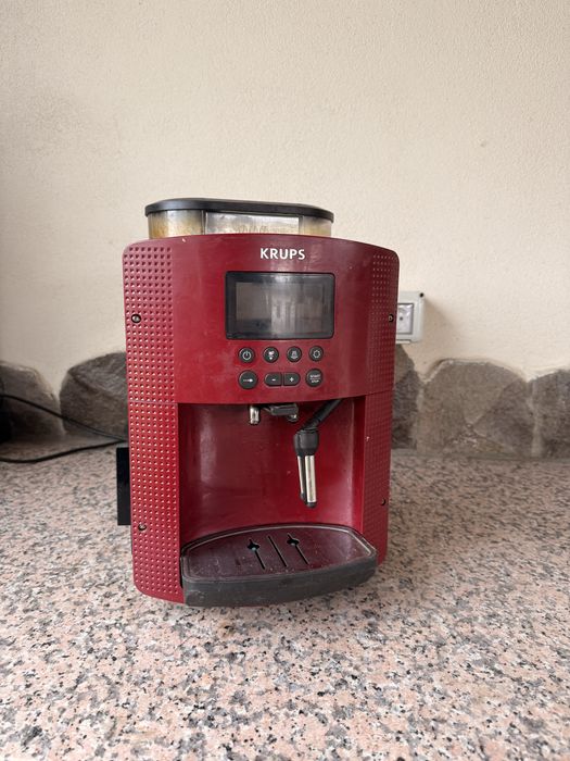 Espressor automat Krups / Râșniță încorporată