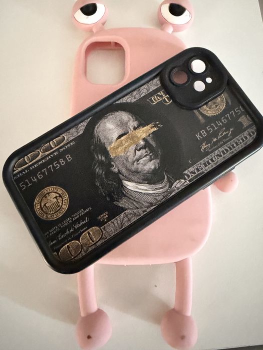 Айфон 11  срочно