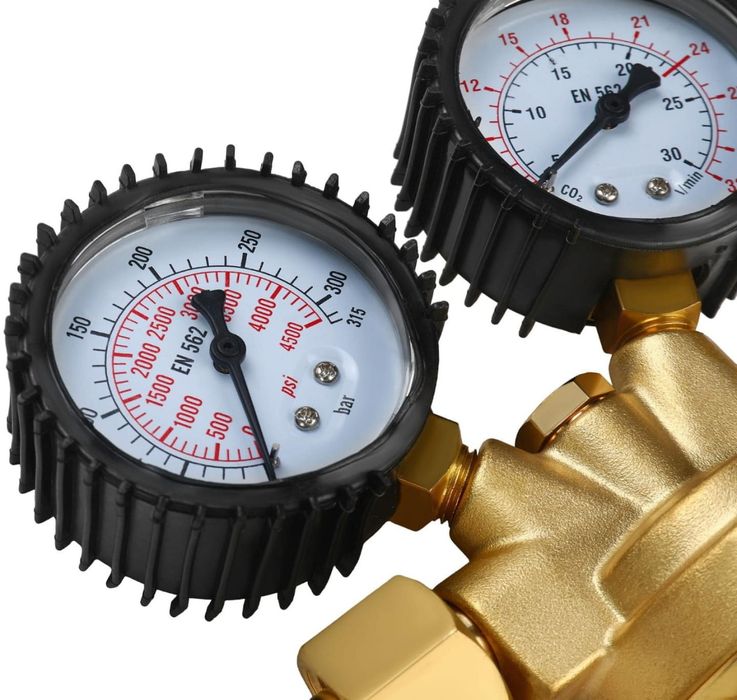 Reductor butelie AR/CO2 XD1822 pentru sudură, cu manometre, reglaj precis și debit maxim 32 L/min