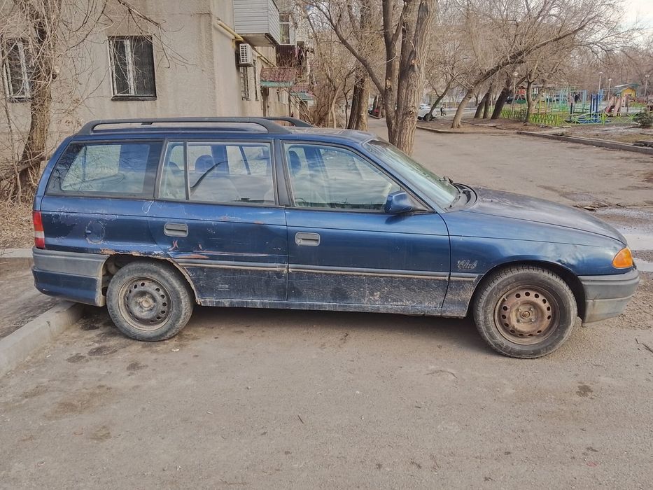 Продам Опель Астра Универсал