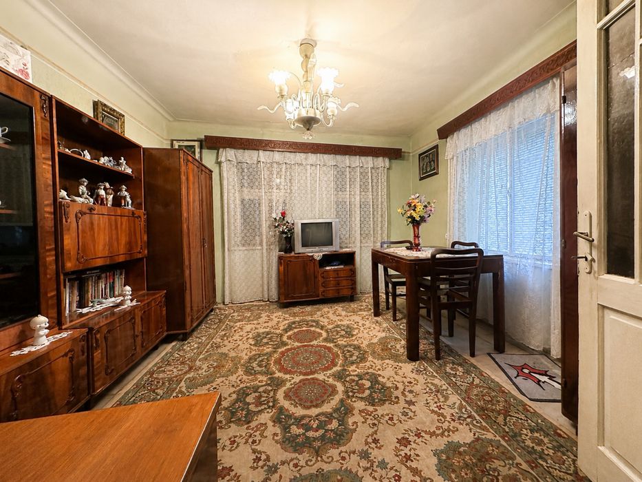 Casă de vânzare în Drasov, Alba | 5 camere | Teren 545 mp | Șură și anexe