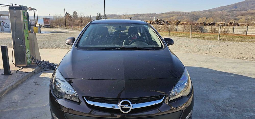 De vânzare  OPEL ASTRA 1.4 -turbo- 2016-  norma de poluare EU 6