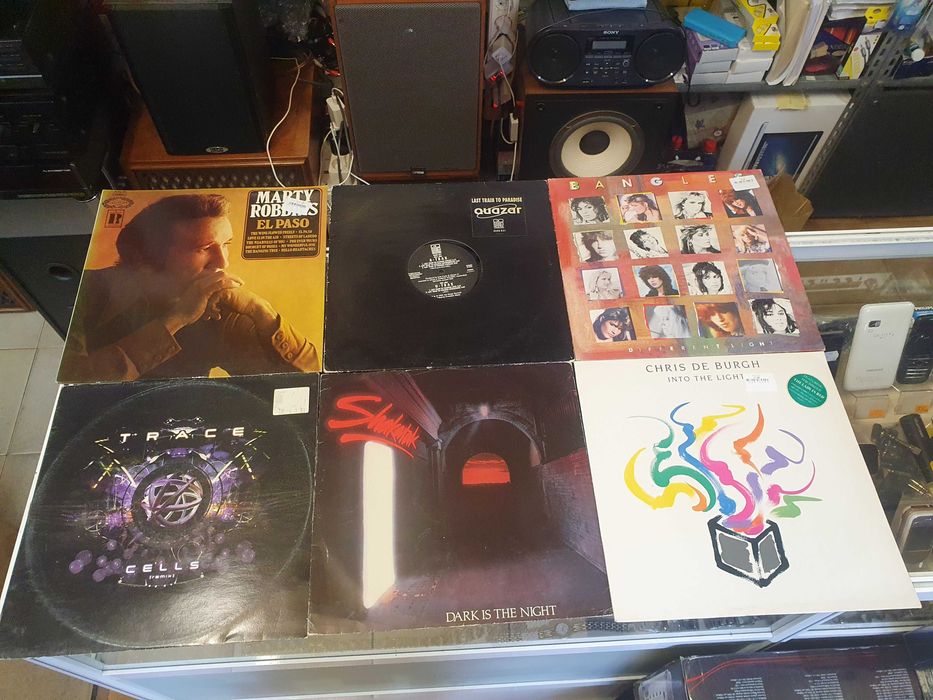 Грамофонни плочи По 25лв./бр. В отлично състояние. Lionel Richie, Elv