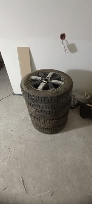 Продам шины для машины