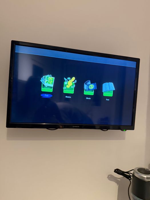 Televizor Vortex LED 64cm diagonală