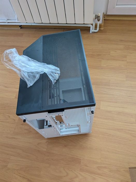 Carcasa NZXT h6 flow