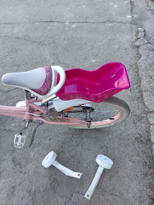 Детски велосипед ,20 цола с аксесоари!