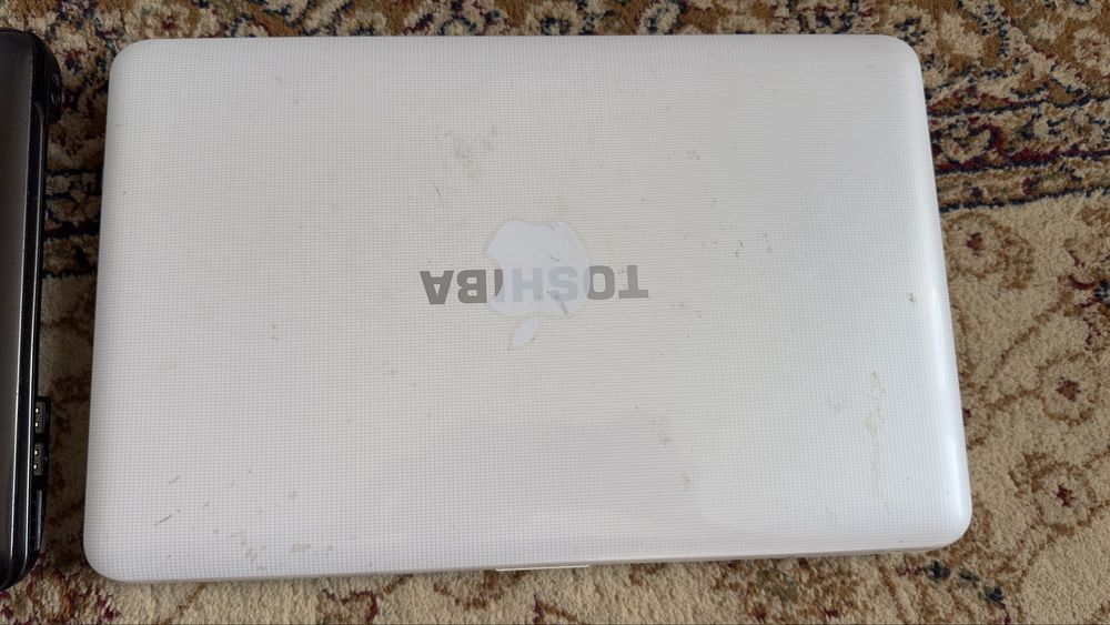 Ноутбук Toshiba